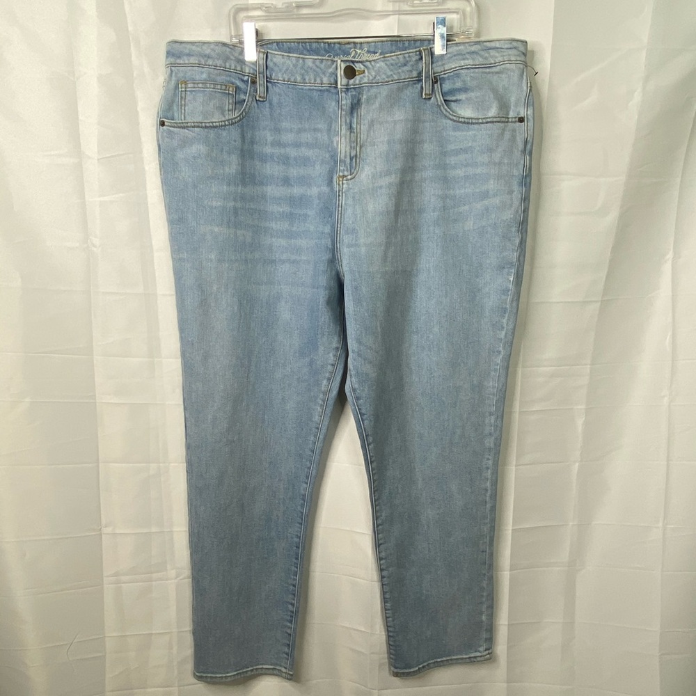 Universal Thread Women’s Straight Denim Sz 22W